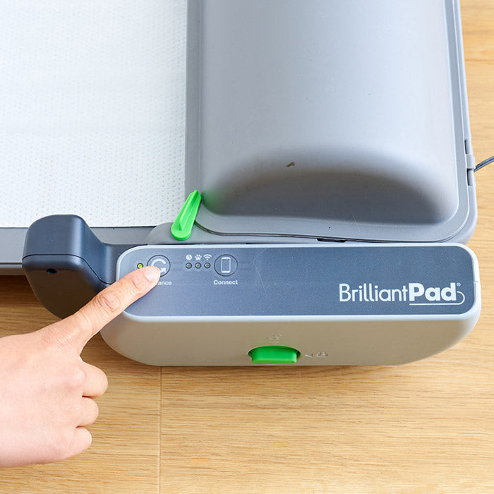 自動犬用トイレBrilliantPadをアプリ対応に！ BrilliantPad SMART